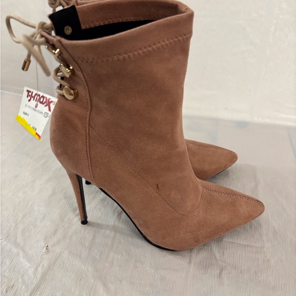 Primadonna Collection Tie Back Stiletto Heel Booties SZ 40, US 9/9.5 New Booties - Picture 3 of 9